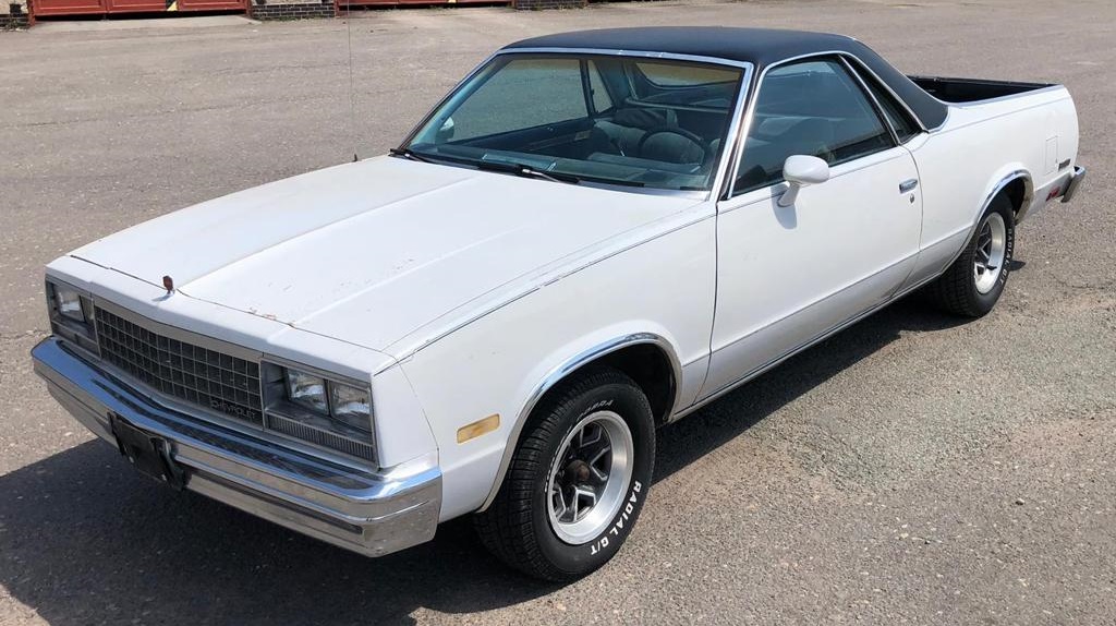 1984 El Camino with vinyl roof